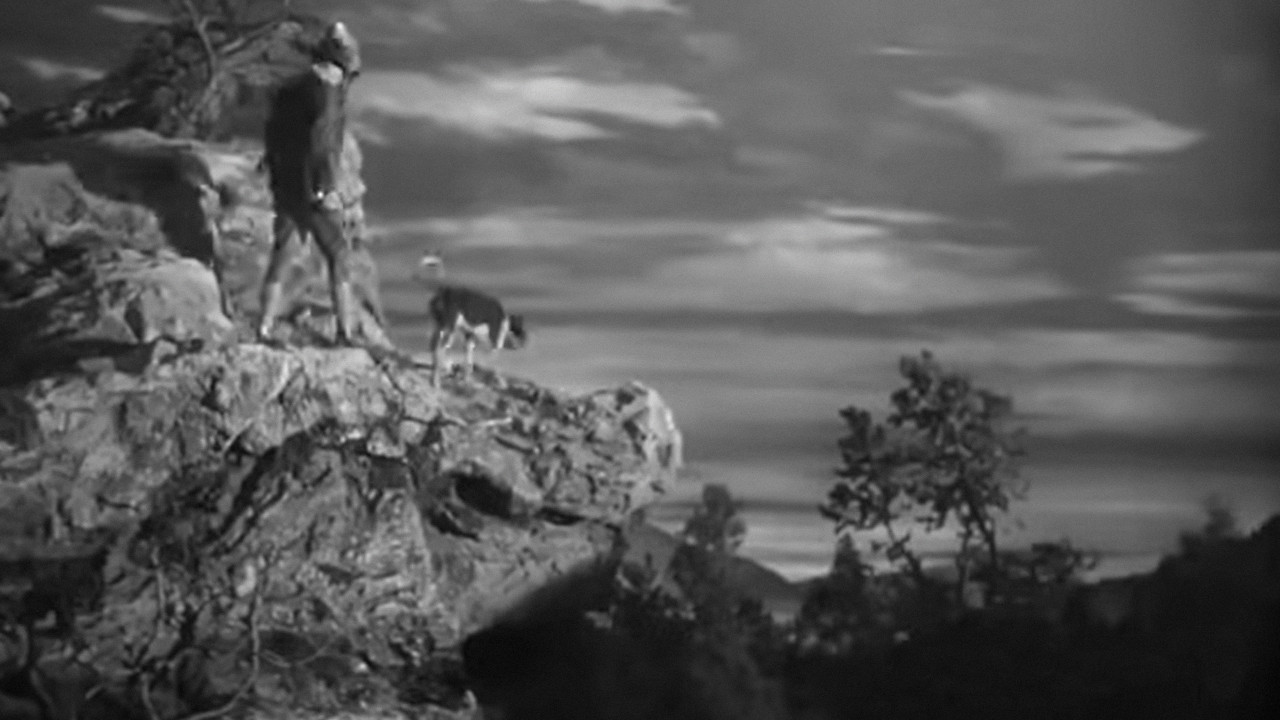 Gary Cooper performs on the rotating mountain set built for "Sergeant York" in 1941